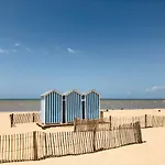 Bel T2 Avec Balcon, Wifi Et Parking Pres De La - Fr-1-706-2 Apartment Chatelaillon-Plage